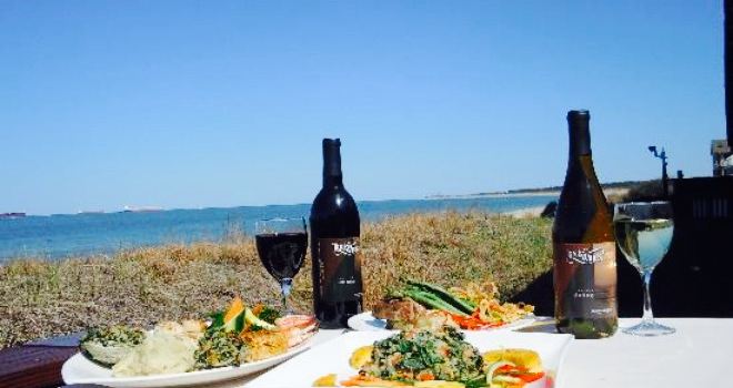 TradeWinds Restaurant