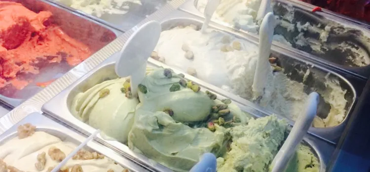 Ice cream shop Pazzi Per Gelato