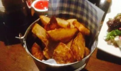 The Golden Fleece Inn