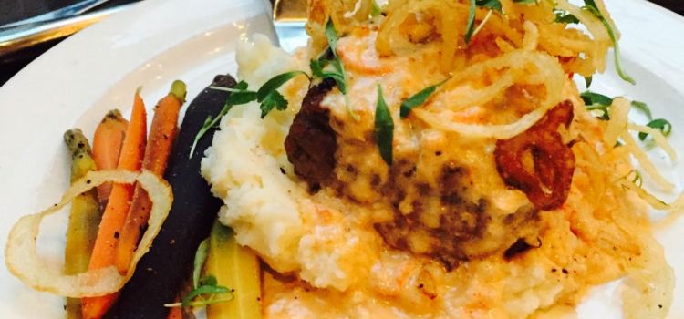 CRAVE American Kitchen & Sushi Bar - Mall of America
