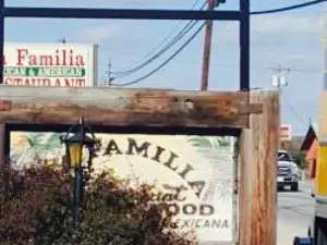 La Familia Restaurant