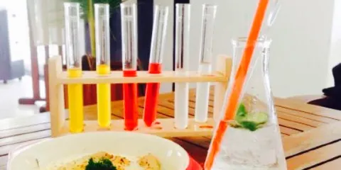 Blooms Bistro & Pastry