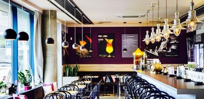MARTINI'S café-cocktail bar