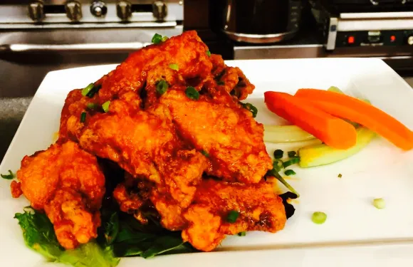 The Hollow Bistro & Brew