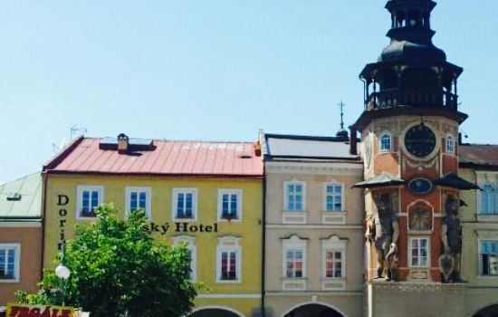 Mestsky Hotel Dorinka