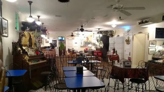 Frenchie's Cajun Cafe