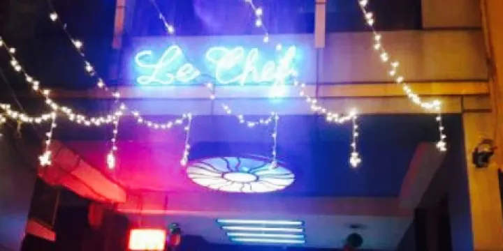 Le Chef Restro Bar
