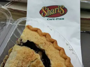 Shari's Cafe & Pies