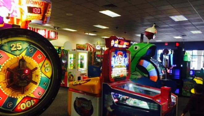 Chuck E. Cheese