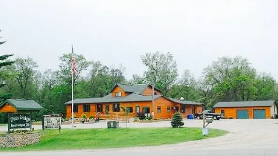 Twin Bridge Resort And Supper Club