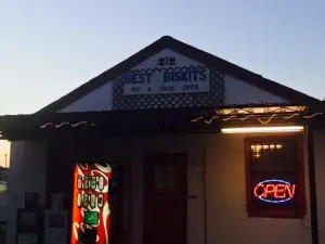 Best Biskits(is now Tammy's Biscuit Barn)