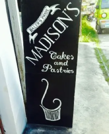 Madison's Cakes & Pastries