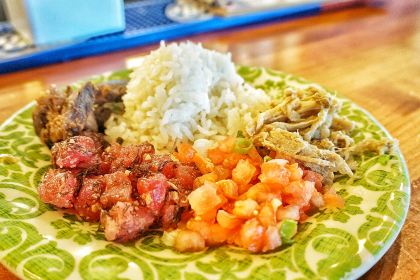 Highway Inn Kaka'ako