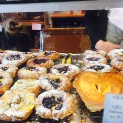 Flour & Chocolate Patisserie User Photo