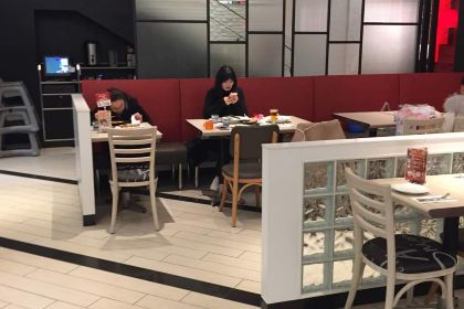 必胜客(爱琴海购物公园店)