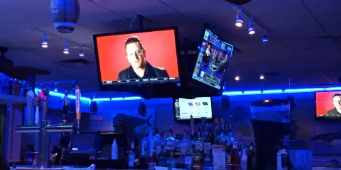 Mulligan's Beach House Bar and Grill