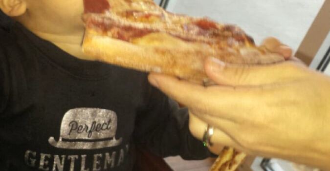 Tony's Famous Pizza