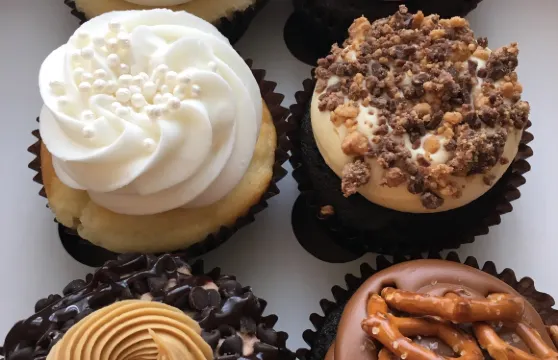 Smallcakes: A Cupcakery of Naperville