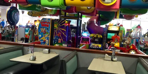Chuck E. Cheese