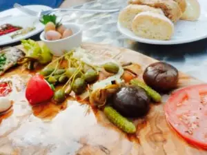 Relish Delicatessen