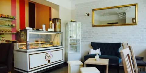 Eisgeliebt - Das Café am Schillerpaltz