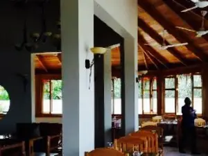 Blue Mahoe Restaurant