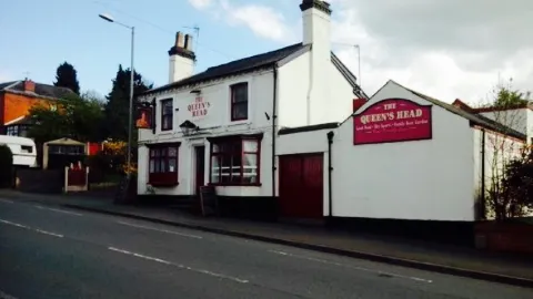 The Queens Head in 雷迪奇