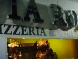 Via Roma Pizzeria & Cocktail Bar