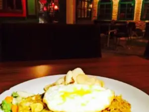 Eat Cafe and Resto