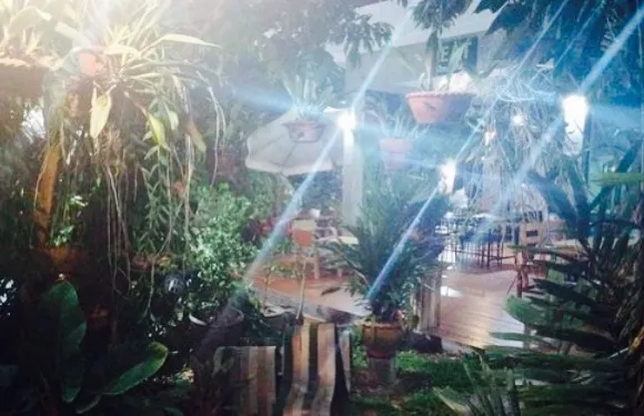 I Eat Thai Eatery and Cafe