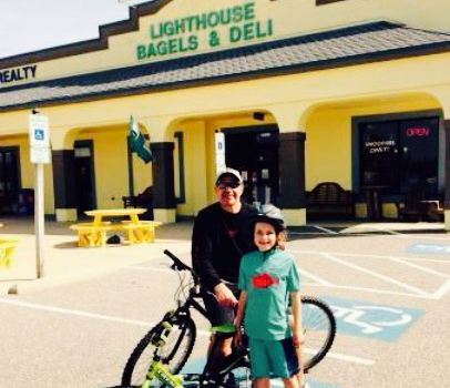 Lighthouse Bagels and Deli