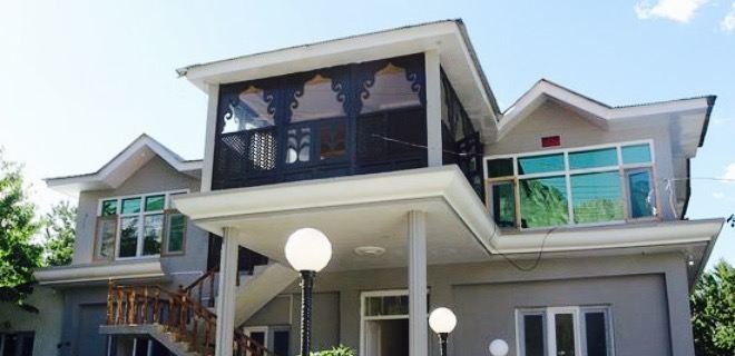 Hotel Summit & Restaurant