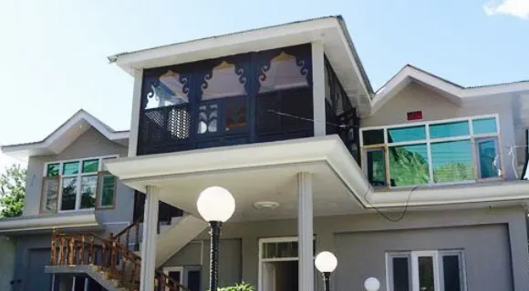 Hotel Summit & Restaurant