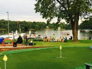 The Boathouse at Harbor Club