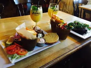 The Lamb Inn