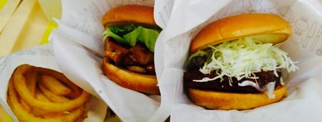Mos Burger Date