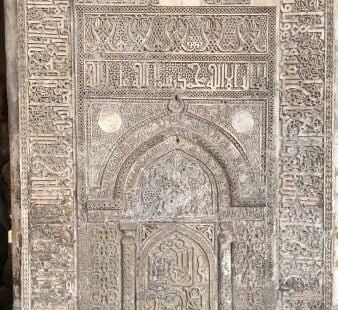 开罗老城区最古老的清真寺，建于西元九世纪的阿拔斯王朝时期，古