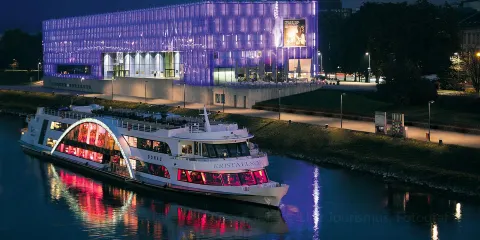 蘭多斯藝術博物館