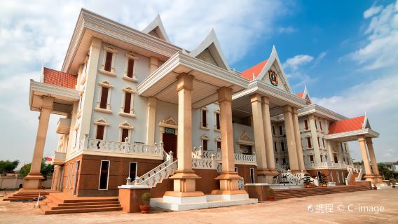 寮國國家博物館+黑塔一日遊