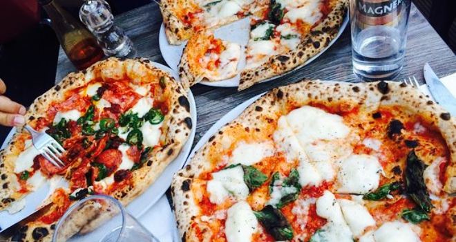 Double Zero Neapolitan Pizza