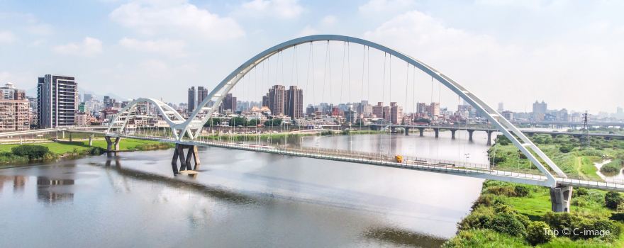 Crescent Bridge
