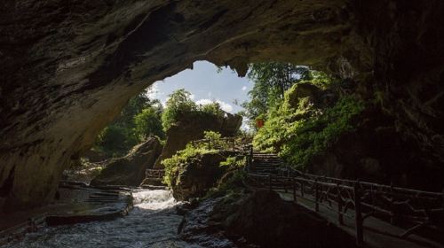 The Fenglin (Rock Forest) Jiuchongtian (“Ninth Heaven”) Scenic Area