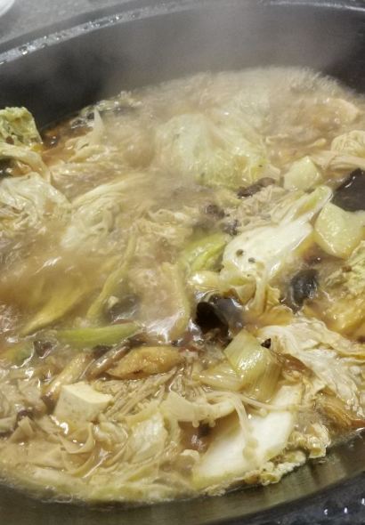 新味香源铁锅炖(407县道二店)