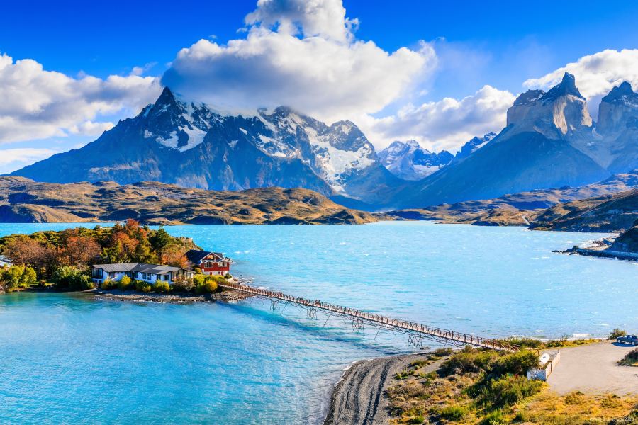 Compare 2 airports near Torres del Paine
