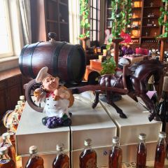 龙谕酒庄·餐饮部 User Photo