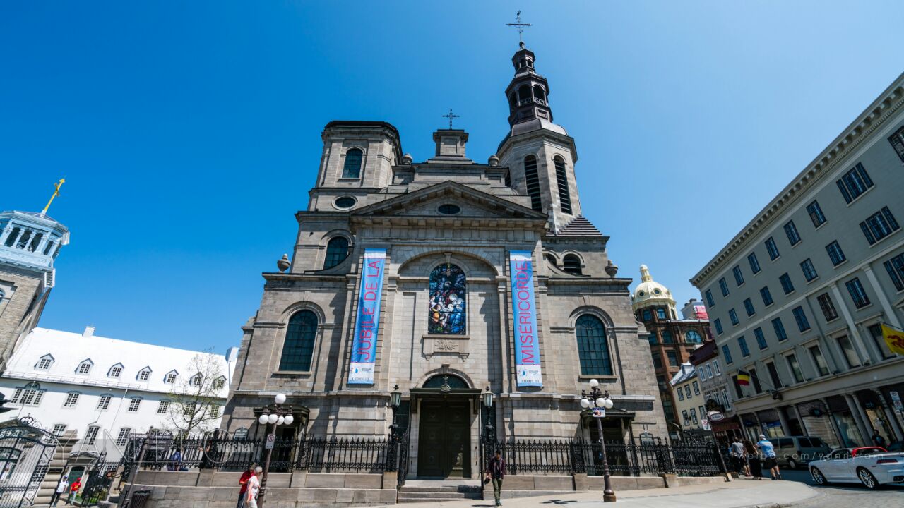 The largest church in Quebec, built in 1633, is the oldest church in North America (north of Mexico). The church itself has suffered several fires and earthquakes, and the church now seen was re-established in 1925. Built over. Baroque architecture, with two different shaped spires on the left and right is its biggest feature. To the north of the church are the Seminaire de Quebec and the old Laval University.