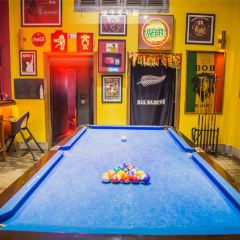 Jungle Burger Sports Bar & Bistro User Photo