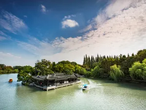 Slender West Lake