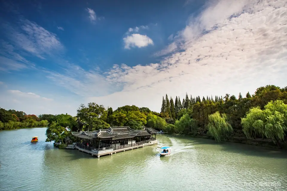 3_Slender West Lake