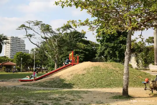 鄰近沖繩縣營奧武山公園的酒店